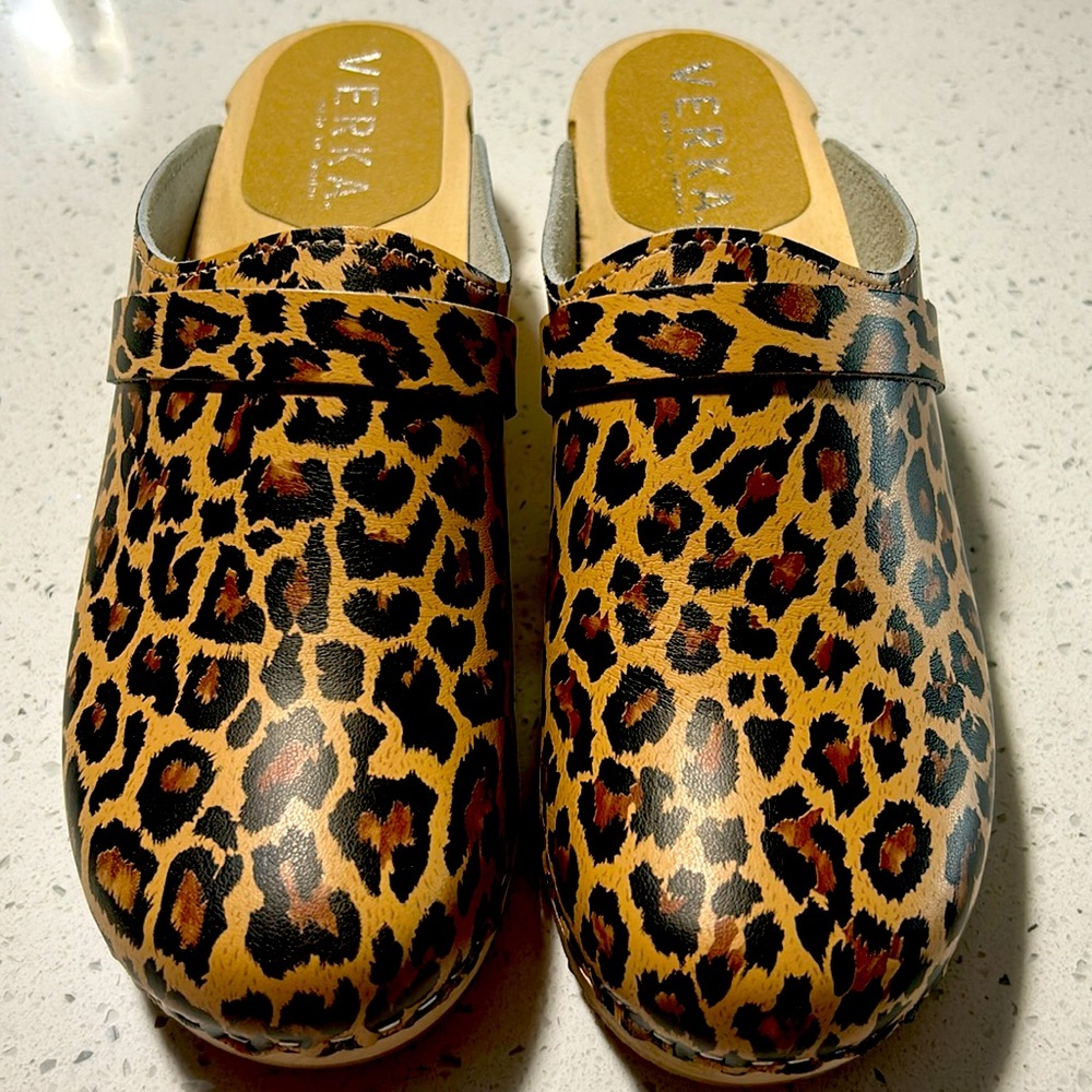 Verka Swedish Wooden Clogs leopard print size 40 u.s size 9.5